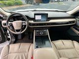 Used 2020 Lincoln Aviator Reserve w/ Equipment Group 202A image 3