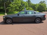 Used 2022 Volvo S90 B6 Momentum w/ Climate Package image 6