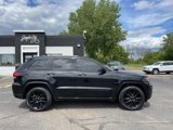Used 2021 Jeep Grand Cherokee Laredo X image 3