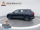 Used 2022 Volkswagen Tiguan SE w/ Panoramic Sunroof Package image 5
