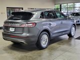 Used 2020 Lincoln Nautilus Premier image 4