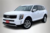 Used 2022 Kia Telluride LX image 3