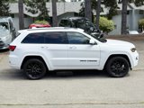 Used 2019 Jeep Grand Cherokee Altitude image 2