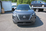 Used 2024 Nissan Rogue SV image 2
