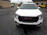 Used 2023 GMC Terrain SLE w/ Driver Convenience Package image 2