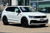 Used 2021 Volkswagen Tiguan SE R-Line image 2