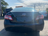 Used 2011 Toyota Camry LE image 3
