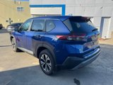 Used 2022 Nissan Rogue SV image 3