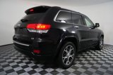 Used 2019 Jeep Grand Cherokee Overland image 3