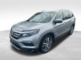 Used 2017 Honda Pilot Touring image 3