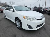 Used 2012 Toyota Camry LE image 3