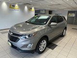 Used 2019 Chevrolet Equinox LT image 2