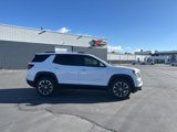 New 2025 GMC Terrain Elevation w/ Elevation Premium Package image 3