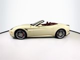 Certified 2017 Ferrari California T image 4