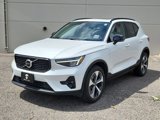 Certified 2023 Volvo XC40 B5 Plus w/ Climate Package image 3