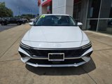 Certified 2024 Hyundai Elantra SEL w/ Convenience Package image 2