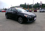 Used 2018 Hyundai Elantra GT image 3