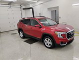 Used 2022 GMC Terrain SLE w/ Driver Convenience Package image 3