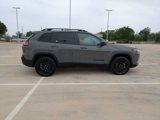 Used 2023 Jeep Cherokee Altitude Lux image 2