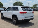 Used 2018 Jeep Grand Cherokee Limited image 6
