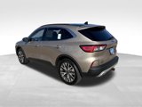 Used 2020 Ford Escape Titanium image 4