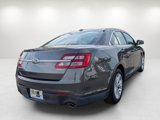 Used 2015 Ford Taurus SE image 5