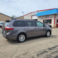 Used 2015 Toyota Sienna XLE image 4
