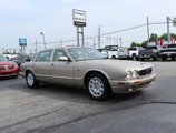 Used 1998 Jaguar XJ8 image 6