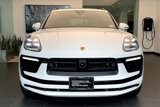 Certified 2024 Porsche Macan image 6