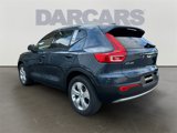 Certified 2022 Volvo XC40 T5 Momentum image 5