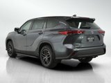 Used 2020 Toyota Highlander L image 3
