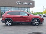 Used 2019 Jeep Cherokee Limited image 2