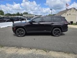 Used 2022 Jeep Grand Cherokee L Limited w/ Black Appearance Package image 5