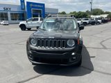Used 2017 Jeep Renegade Latitude image 3