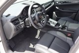 Certified 2024 Porsche Macan image 4