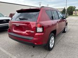 Used 2017 Jeep Compass Latitude image 5