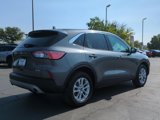Used 2021 Ford Escape SE image 3