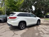 Used 2018 Toyota Highlander LE image 4