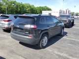 Used 2020 Jeep Cherokee Latitude w/ Cold Weather Group image 5