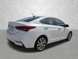 Used 2020 Hyundai Accent SEL image 2