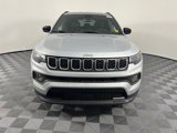 New 2025 Jeep Compass Latitude image 3
