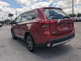 Used 2016 Mitsubishi Outlander SE image 6