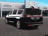 New 2025 Chrysler Pacifica Select image 5