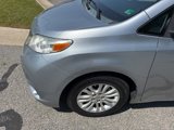 Used 2015 Toyota Sienna XLE image 3
