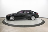 Used 2020 Toyota Camry LE image 5