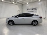Used 2020 Nissan Versa SV image 2