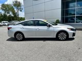 Used 2024 Nissan Altima 2.5 SV image 3
