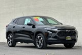 Used 2024 Chevrolet Trax RS image 2