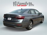 Used 2024 Volkswagen Jetta SE w/ Panoramic Sunroof Package image 3