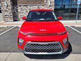Used 2022 Kia Soul LX image 2